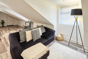 Host & Stay - Trafalgar Road